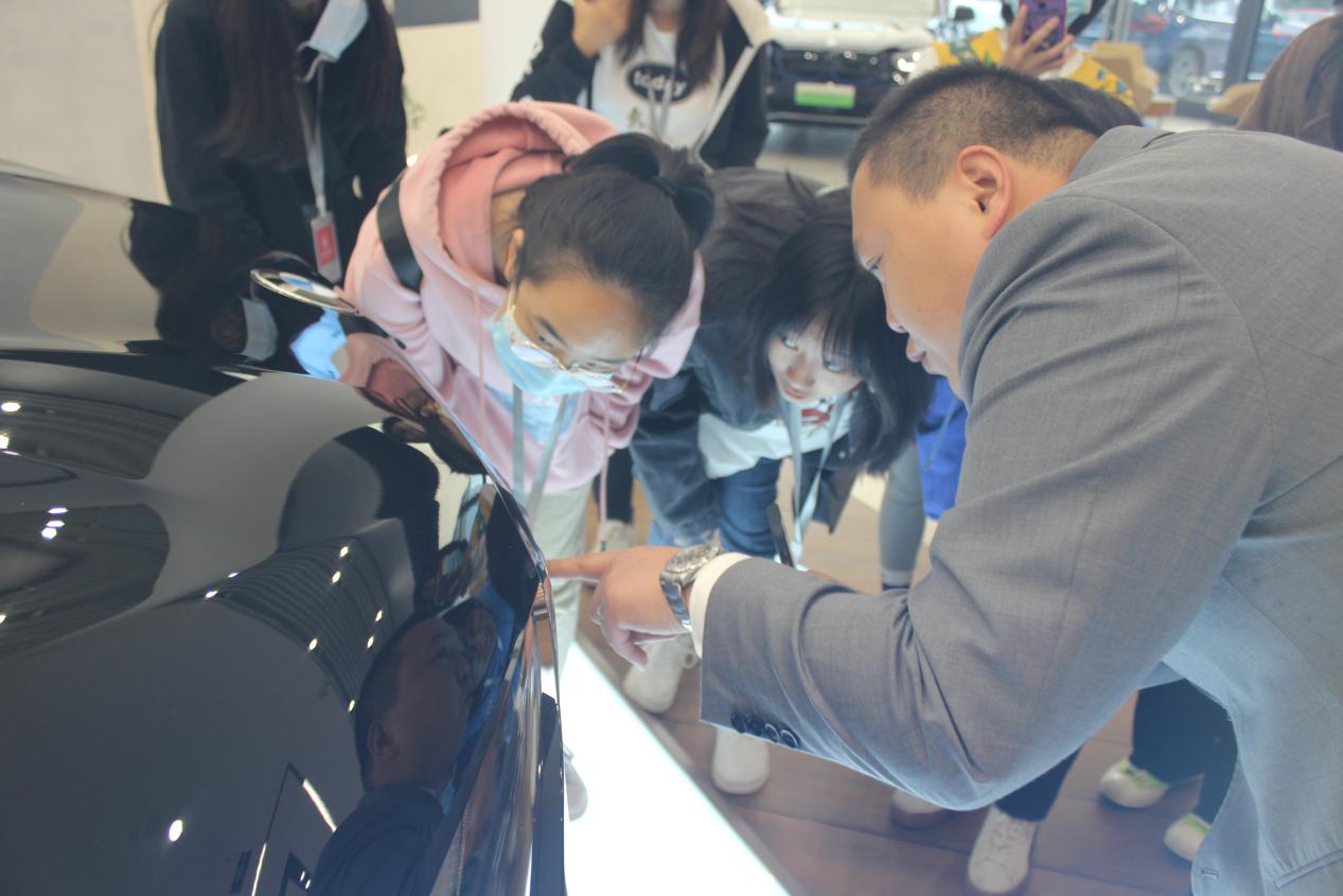 英国威廉集团官网