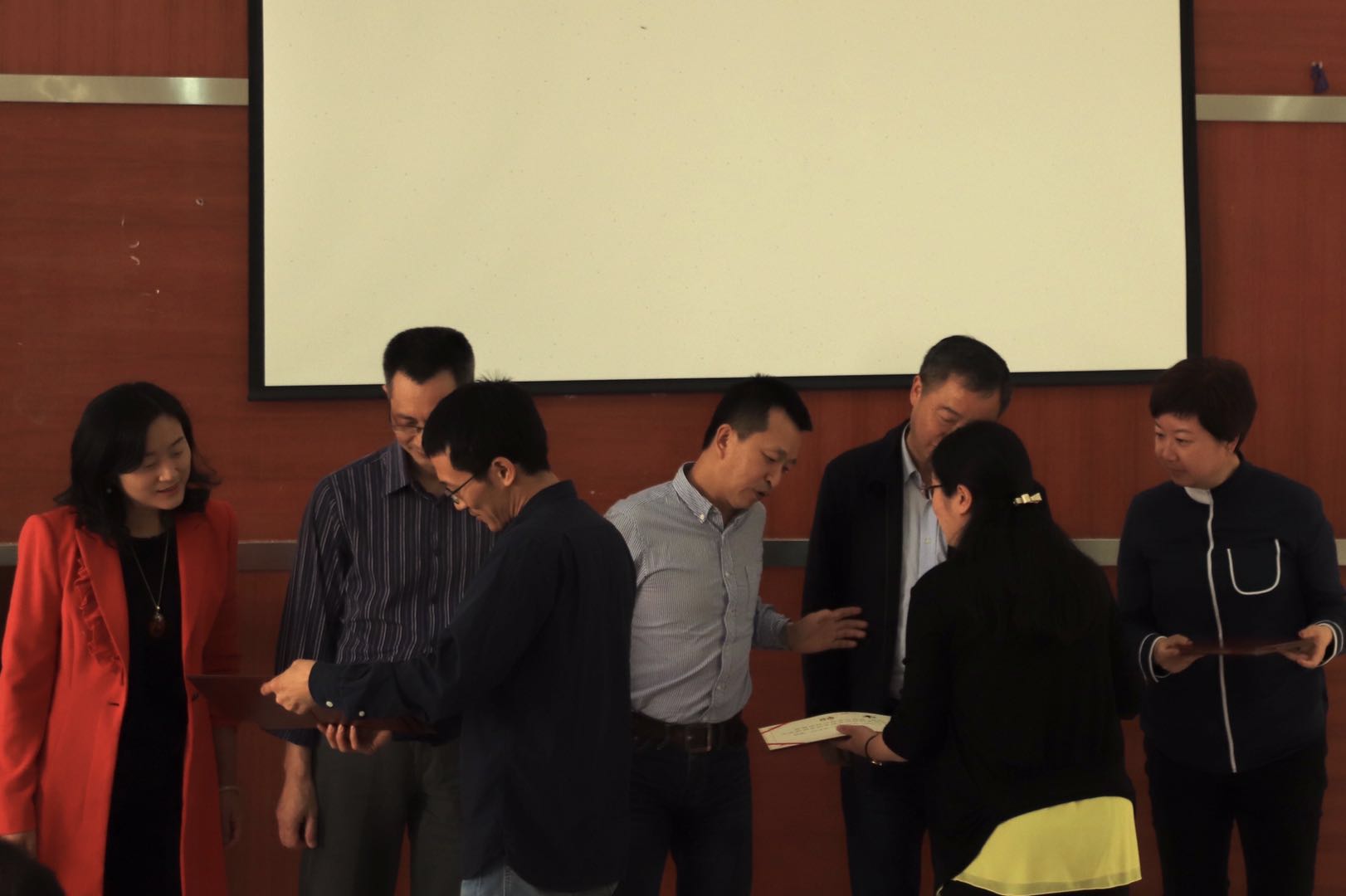 英国威廉集团官网