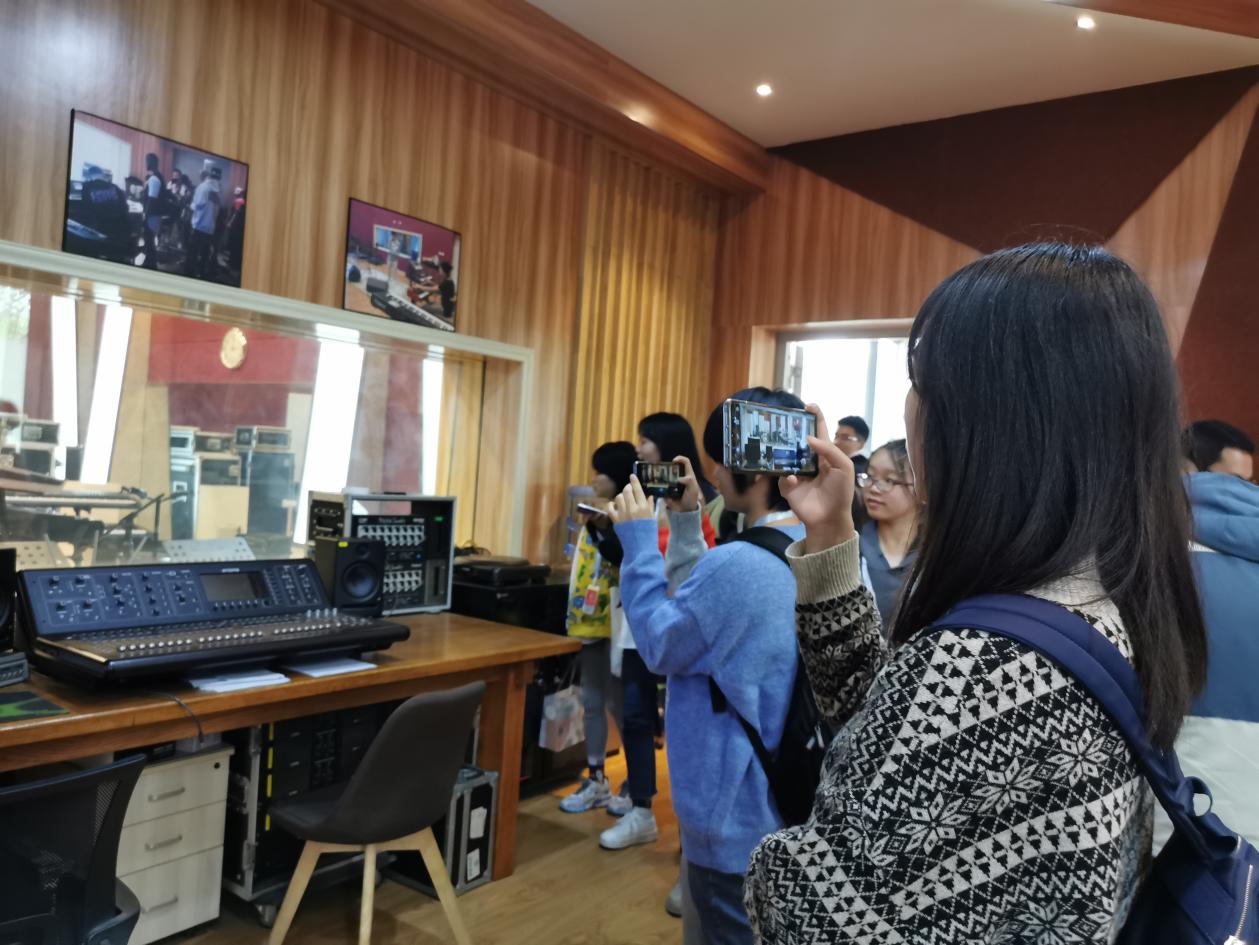 英国威廉集团官网