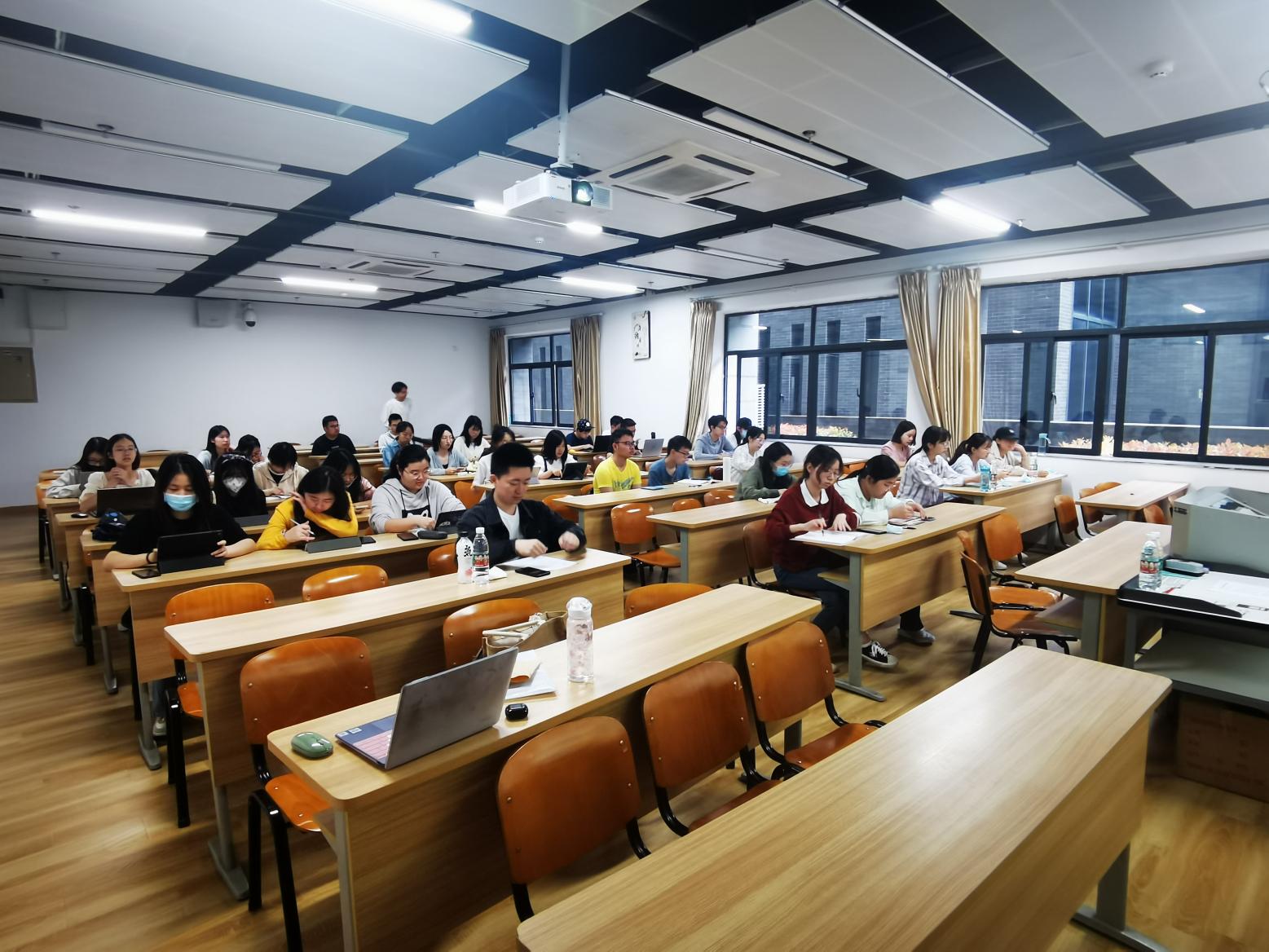 英国威廉集团官网